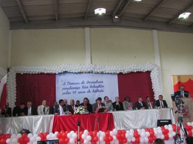 ../foto_galeria/32/bee592d4f0b7b2fa0820642dee71da5a.jpg
