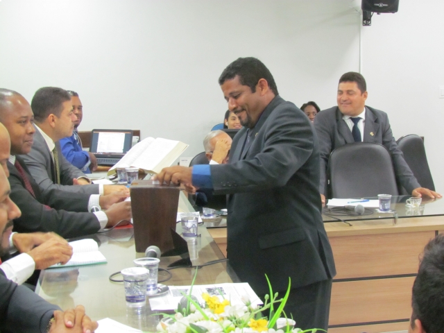 ../foto_galeria/71/cec5f3108e1d4deb132171521ac9e693.jpg