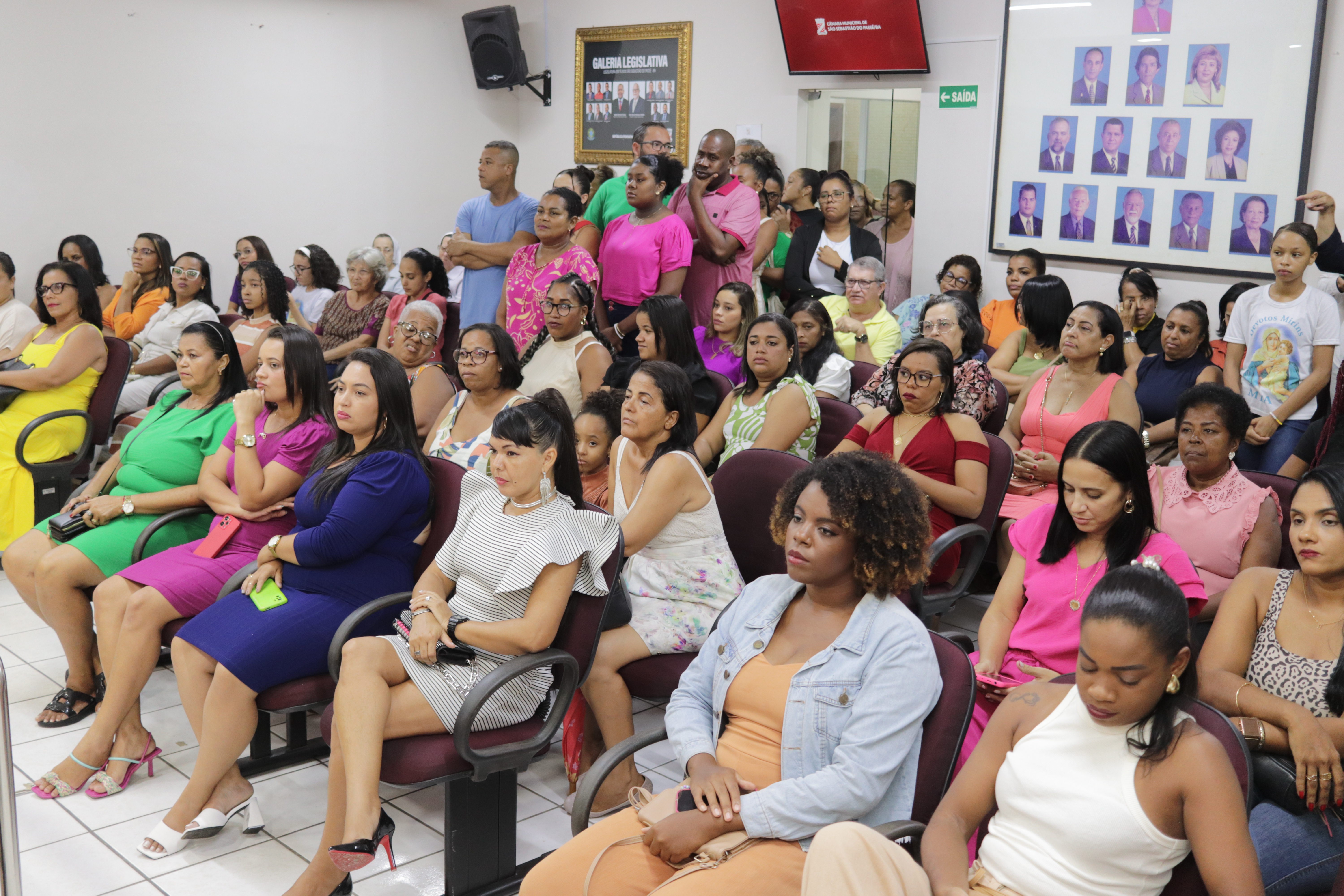 Câmara Municipal de São Sebastião do Passé Homenageia Mulheres Sebastianenses com Sessão Solene