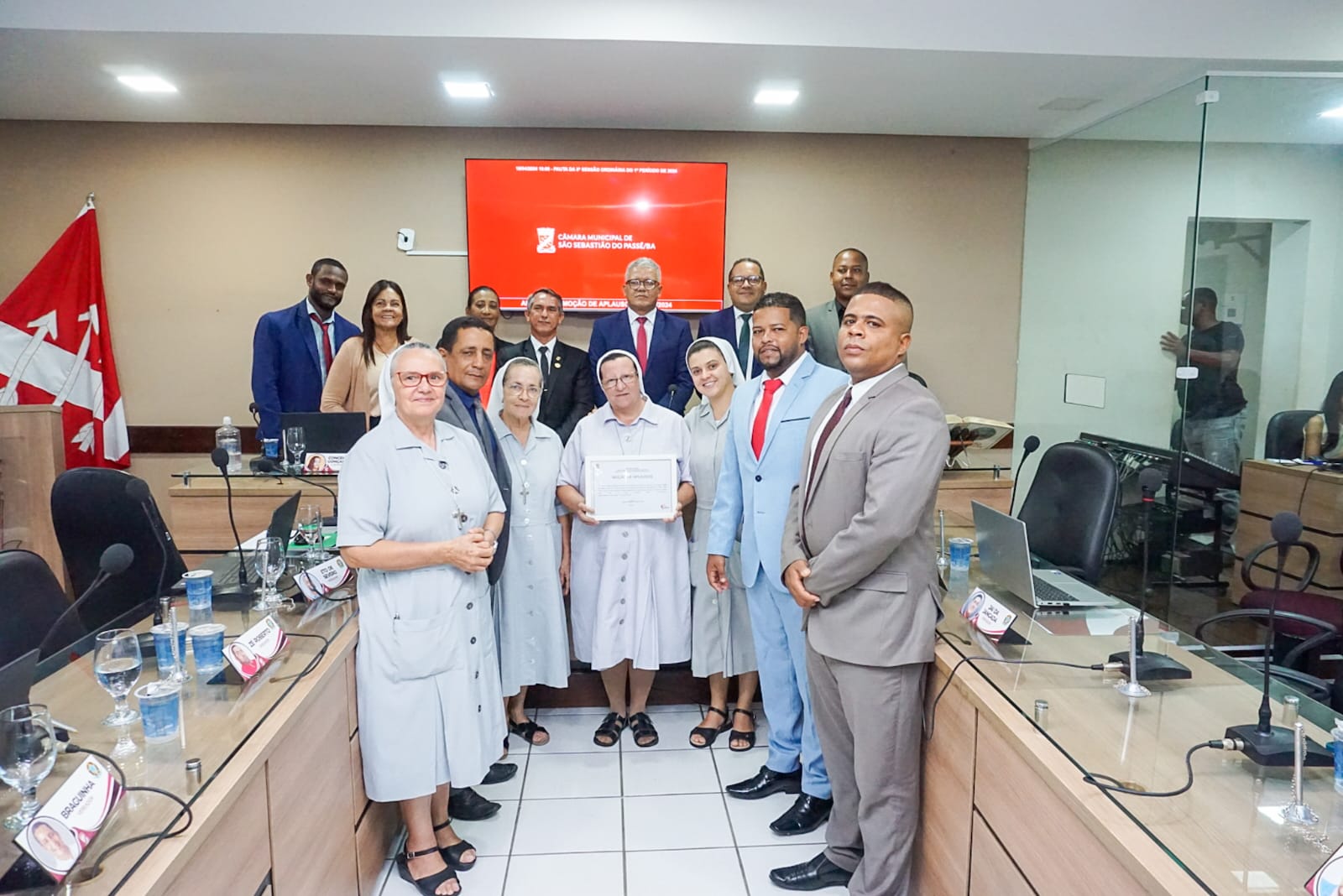 Câmara Municipal homenageia Irmãs Marcelinas pelos 35 anos de dedicação em São Sebastião do Passé